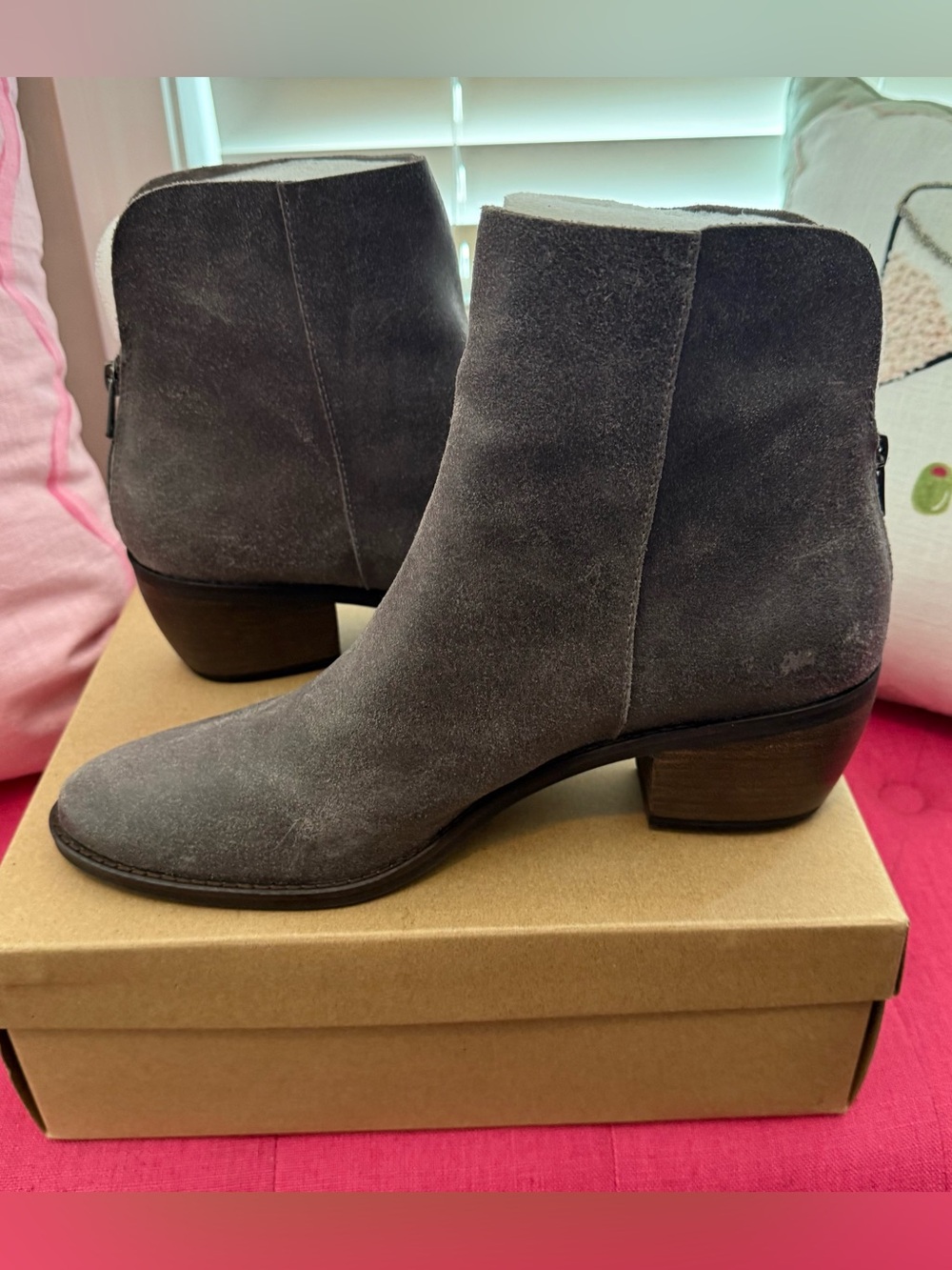 Lucky Brand Women's Gray Suede Ankle Booties